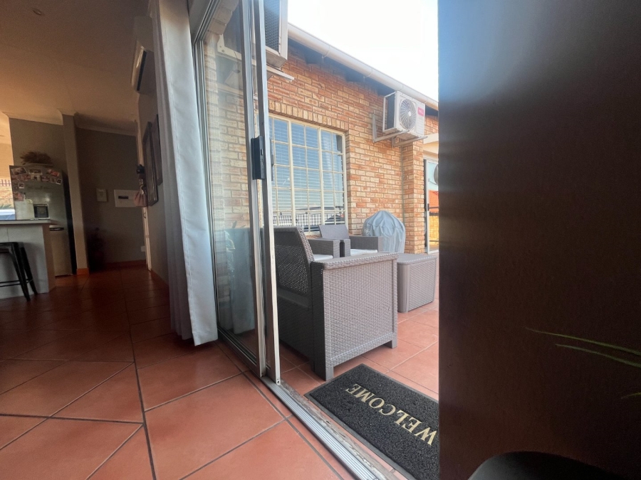 4 Bedroom Property for Sale in Safari Gardens North West